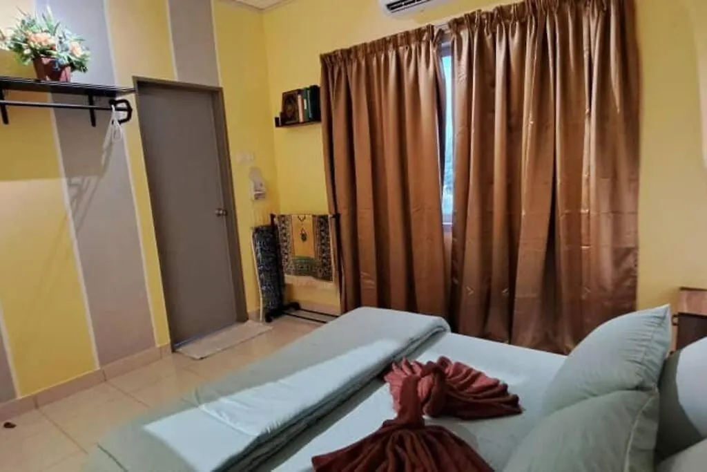 My Chillex Homestay#Muslim Guest Only#3R 2B Apartment In Penang# George Town 0*,